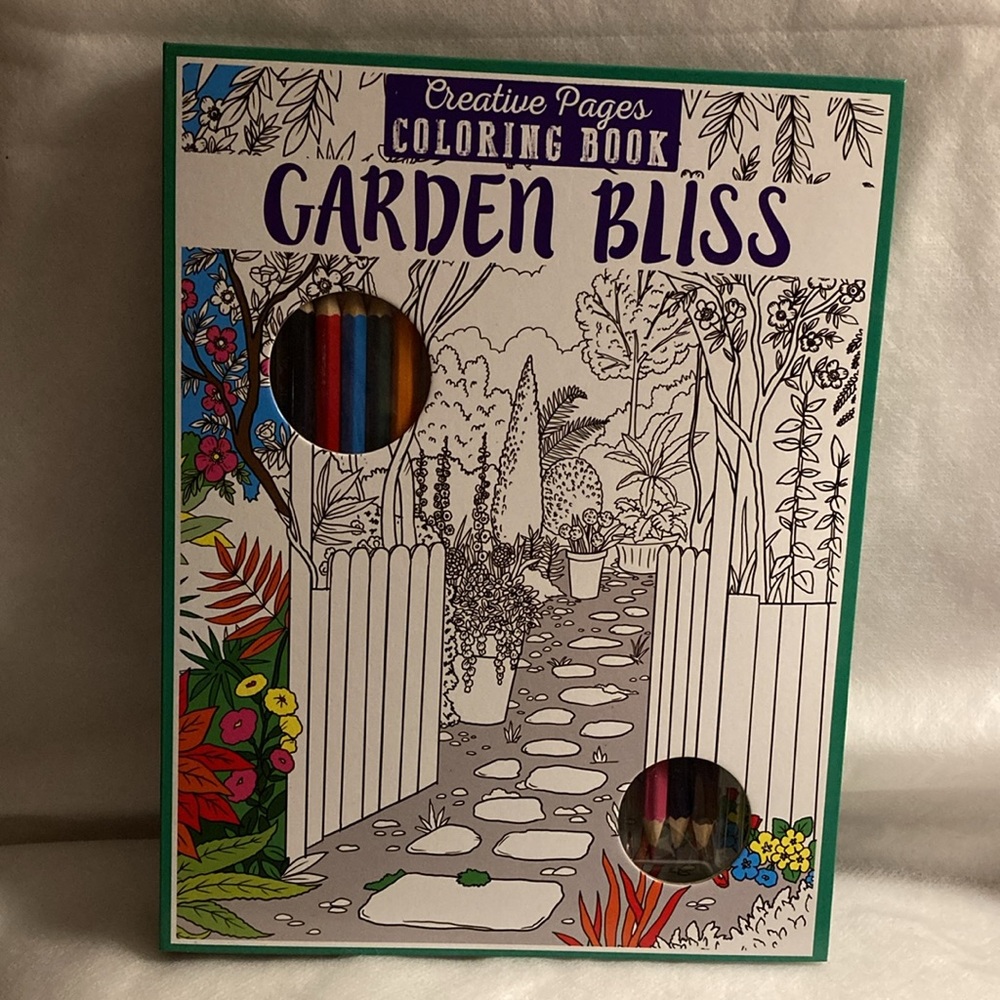 NWOT - Garden Bliss - Creative Pages Colouring Book